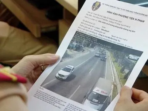 Xe dùng biển giả dính phạt nguội, chủ xe thật bị phạt khi đăng kiểm phải xử lý thế nào?