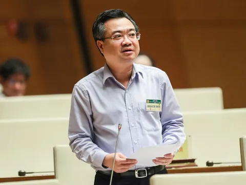 Bộ trưởng Xây dựng làm rõ vấn đề về quy chuẩn phòng cháy, chữa cháy và gói hỗ trợ nhà ở xã hội