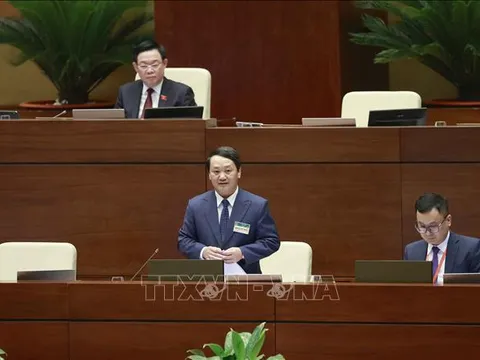 Ngày 7/6, Quốc hội tiếp tục chất vấn lĩnh vực dân tộc và khoa học công nghệ