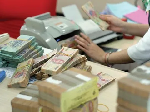 Sửa quy định đối với cổ đông sáng lập tổ chức tín dụng phi ngân hàng