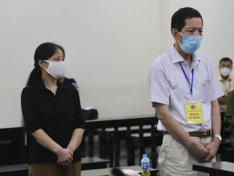 Vụ lộ đề thi Sinh học THPT quốc gia 2021: Hai cựu giảng viên hầu tòa