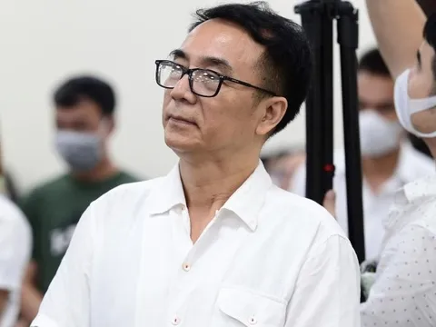 Cựu Phó Cục trưởng Trần Hùng lĩnh án 9 năm tù về tội nhận hối lộ