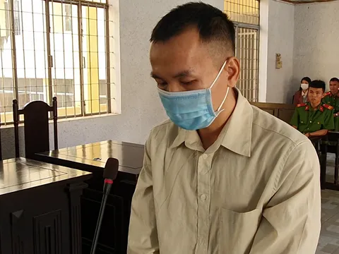 Đắk Lắk: Nghi vợ ngoại tình, chồng dùng dao đâm 2 người trọng thương rồi tự sát