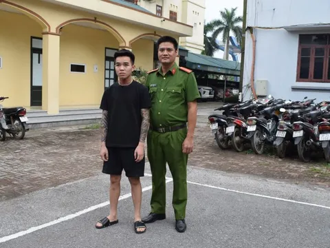 Tạm giữ hình sự đối tượng bán 3 cô gái trẻ vào quán karaoke