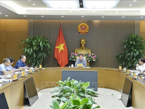 Thúc đẩy thị trường bất động sản phát triển, phòng tránh rủi ro