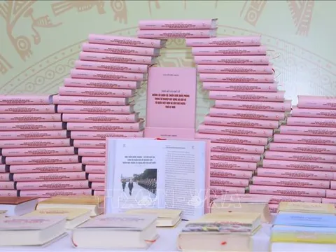 Định hướng quan trọng để tiếp tục xây dựng, hoàn thiện đường lối quân sự, chiến lược quốc phòng