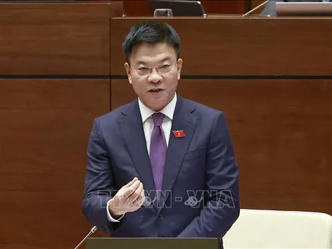 Thực hiện nghiêm các quy định về công chức, đạo đức công vụ