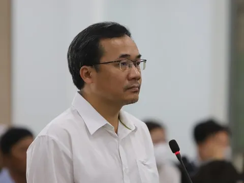 Xét xử vụ cán bộ ngân hàng lái xe tông chết người rồi bỏ chạy