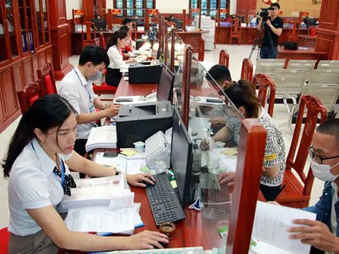 Chính phủ ban hành Nghị định khuyến khích, bảo vệ cán bộ dám nghĩ, dám làm