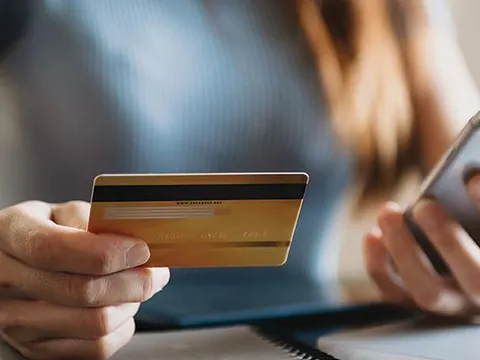 Mượn tiền qua tin nhắn nhưng không trả có kiện đòi được không?