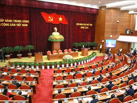 Thông cáo báo chí về phiên bế mạc của Hội nghị Trung ương 8 khóa XIII