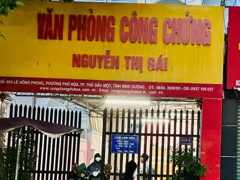 Một công chứng viên ở Bình Dương bị khởi tố, bắt tạm giam