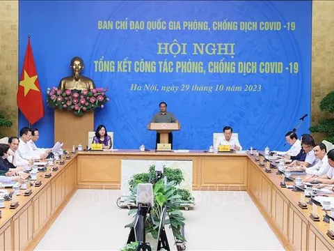 Thủ tướng Phạm Minh Chính chủ trì Hội nghị Tổng kết công tác phòng, chống dịch COVID-19