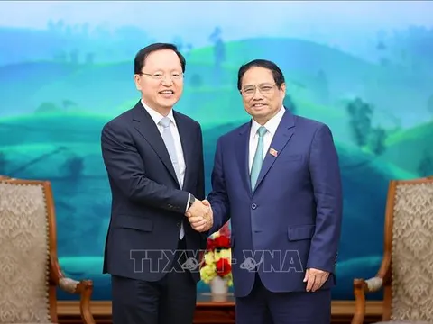 Thủ tướng Phạm Minh Chính tiếp Tổng giám đốc tài chính Tập đoàn Samsung