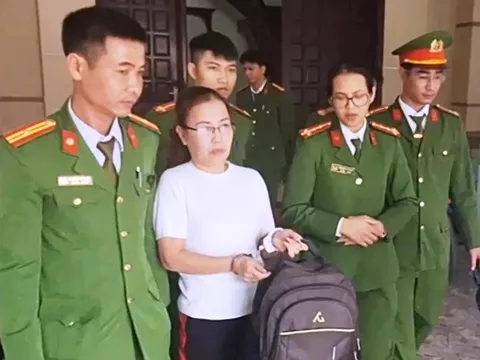 Bắt tạm giam cựu giáo viên đăng thông tin sai sự thật trên mạng xã hội