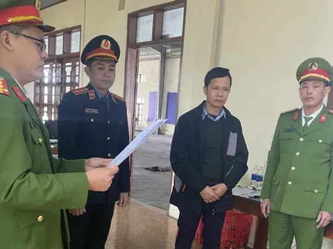 Khởi tố Phó giám đốc trung tâm đăng kiểm tại Quảng Bình vì nhận hối lộ