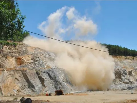 Quy định mới về thủ tục cấp Giấy phép sử dụng vật liệu nổ công nghiệp