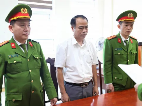 Bắt tạm giam giám đốc tham ô 1,7 tỷ đồng ở Hà Tĩnh