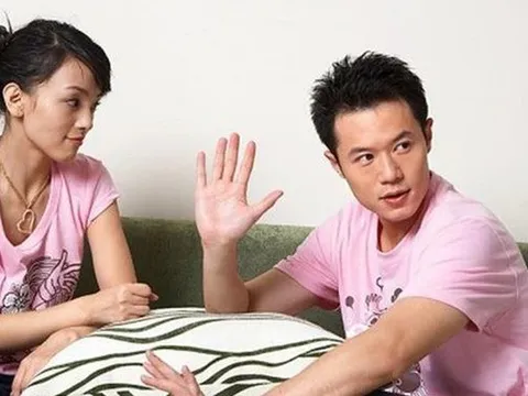 Em gái cưới lần 2, tôi định tặng 1 cây vàng nhưng chồng phản đối gay gắt