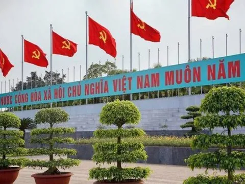 Với Đảng, mùa xuân - Phát triển Đất nước Rồng bay