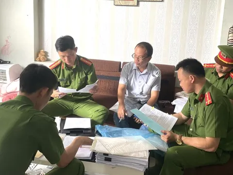 Bắt 2 đối tượng lừa đảo chiếm đoạt tiền đặt cọc mua đất ở Quảng Nam