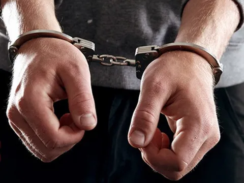 Khởi tố, bắt giam Chủ tịch và Phó Chủ tịch xã ở Thái Bình