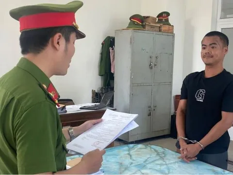 Bắt 'thầy bói' online chiếm đoạt 300 triệu đồng của khách chuyển nhầm