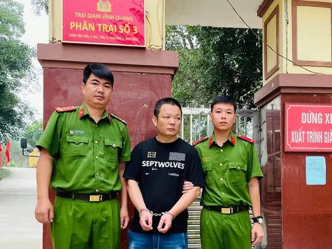 Công an Phú Yên lý giải việc bắt người vừa được trả tự do ngay trước cổng trại giam