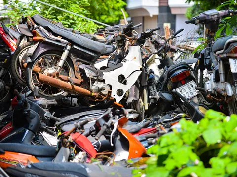 Xe bị tạm giữ hư hỏng ai chịu trách nhiệm?