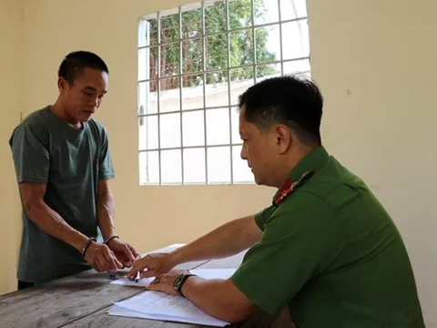 Bắt 'yêu râu xanh' giở trò đồi bại với cháu ruột dưới 16 tuổi