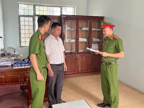 Khởi tố Giám đốc văn phòng đăng ký đất đai ở Kon Tum