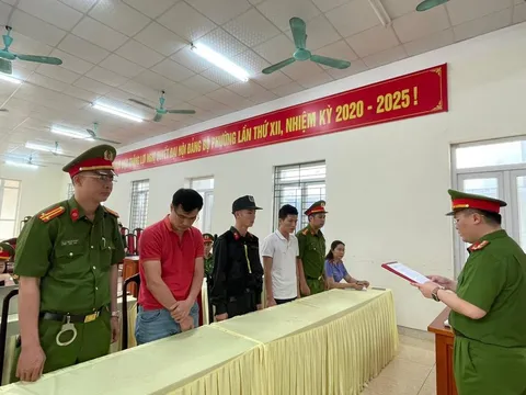 Bắt hai giám đốc doanh nghiệp sản xuất, buôn bán hàng giả