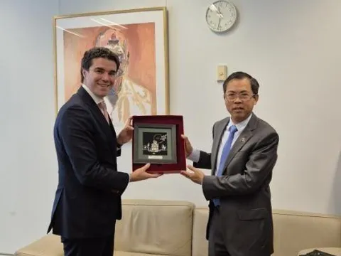 Phát triển sâu rộng hơn nữa quan hệ Việt Nam - Australia