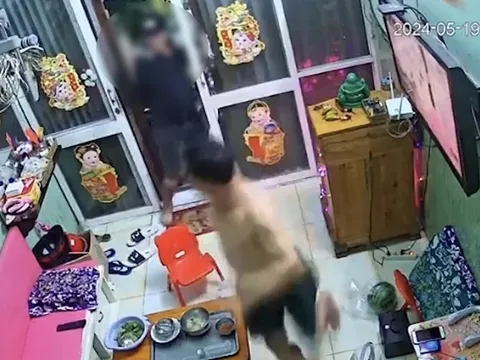 Điều tra vụ người đàn ông xông vào nhà chém người ở Bình Định