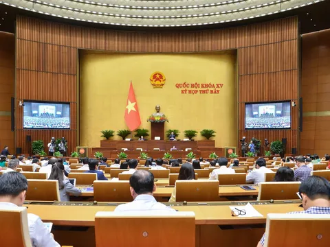 Ngày 25/5, Quốc hội thảo luận về kết quả giám sát chuyên đề việc thực hiện Nghị quyết 43