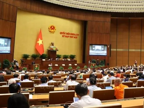 Nổi bật tuần qua: Bốn ngân hàng thương mại sẽ bán vàng trực tiếp; cân nhắc phương án rút bảo hiểm xã hội một lần