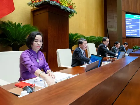 Thông qua Nghị quyết về chương trình xây dựng luật, pháp lệnh năm 2025