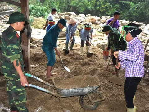 Thủ tướng chỉ đạo khắc phục hậu quả mưa lũ, chủ động ứng phó thiên tai
