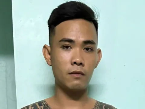 Bắt tạm giam nghi phạm nổ súng vào tiệm spa ở Long An