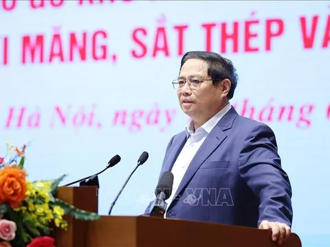 Thủ tướng Phạm Minh Chính chủ trì Hội nghị tháo gỡ khó khăn ngành vật liệu xây dựng
