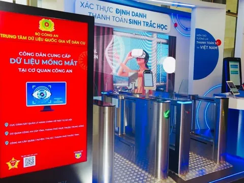 Từ ngày 1/7/2024, thu thập sinh trắc học mống mắt khi công dân làm thẻ Căn cước