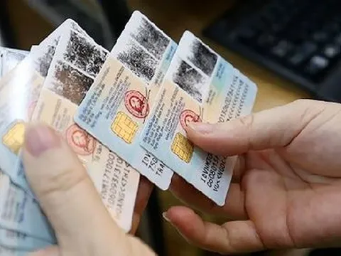 Có bắt buộc phải tích hợp GPLX, BHYT, giấy khai sinh vào thẻ căn cước?