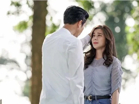 Bức xúc vì chồng lương 10 triệu đồng, lại mập mờ với cấp dưới đáng tuổi cháu