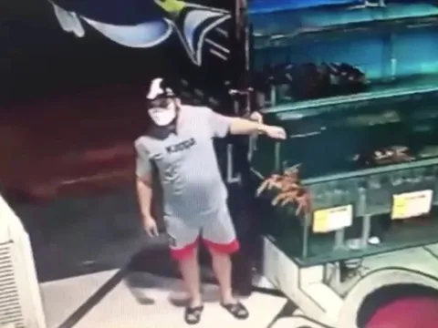 Bắt đối tượng trộm tôm hùm trị giá gần 10 triệu đồng ở Hà Nội