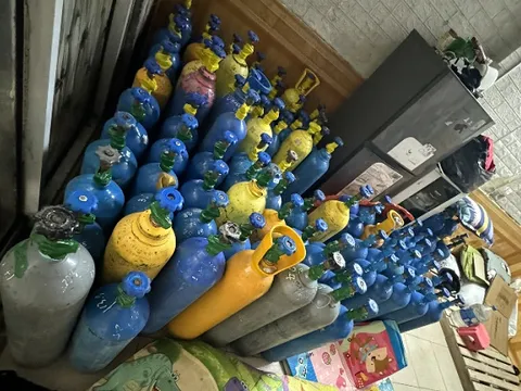 Hà Nội: Triệt phá kho khí 'bóng cười' qua tin báo facebook