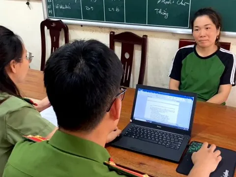 Khởi tố 'nữ quái' bán bé gái 12 tuổi cho người đàn ông nước ngoài