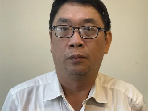 Bắt tạm giam Giám đốc Sở Nông nghiệp và Phát triển nông thôn TP.HCM