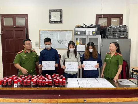 Công an quận Cầu Giấy triệt phá đường dây làm giả giấy tờ ở Hà Nội