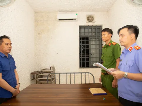 Bắt đối tượng giả làm 'thầy bói' lừa đảo chiếm đoạt tài sản