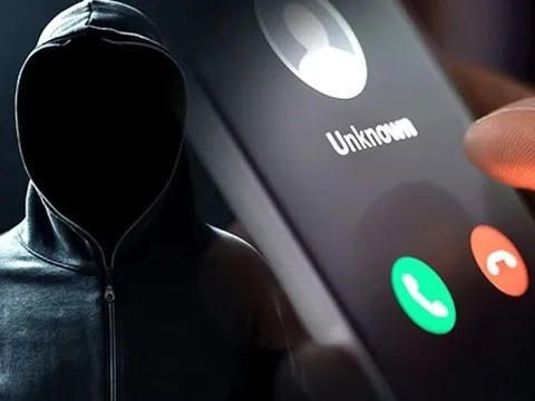 Hà Nội: Cụ bà mất hơn 200 triệu đồng khi nghe cuộc gọi giả mạo Công an